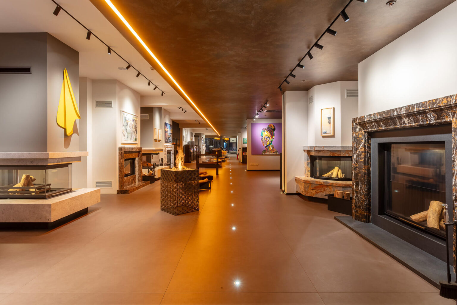 250218AKT043-1920px-sRGB